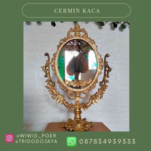 Cermin Kaca Antik