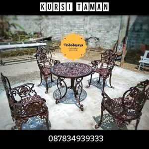 Set Kursi Taman Single